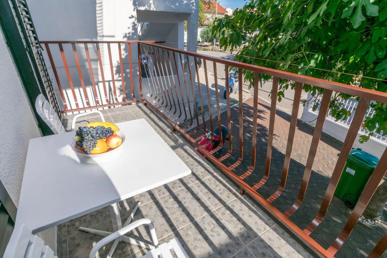 Apartments Matejka I Primosten Bagian luar foto