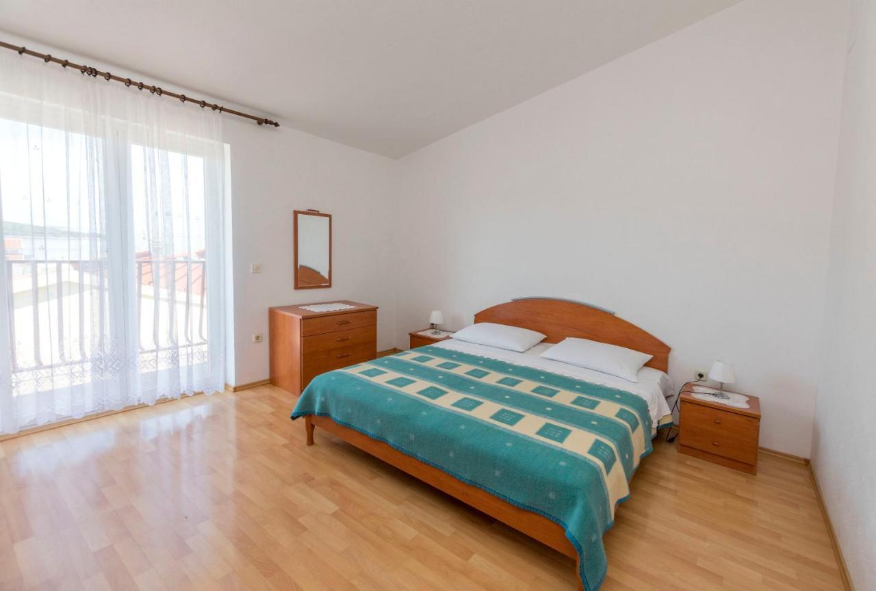 Apartments Matejka I Primosten Bagian luar foto